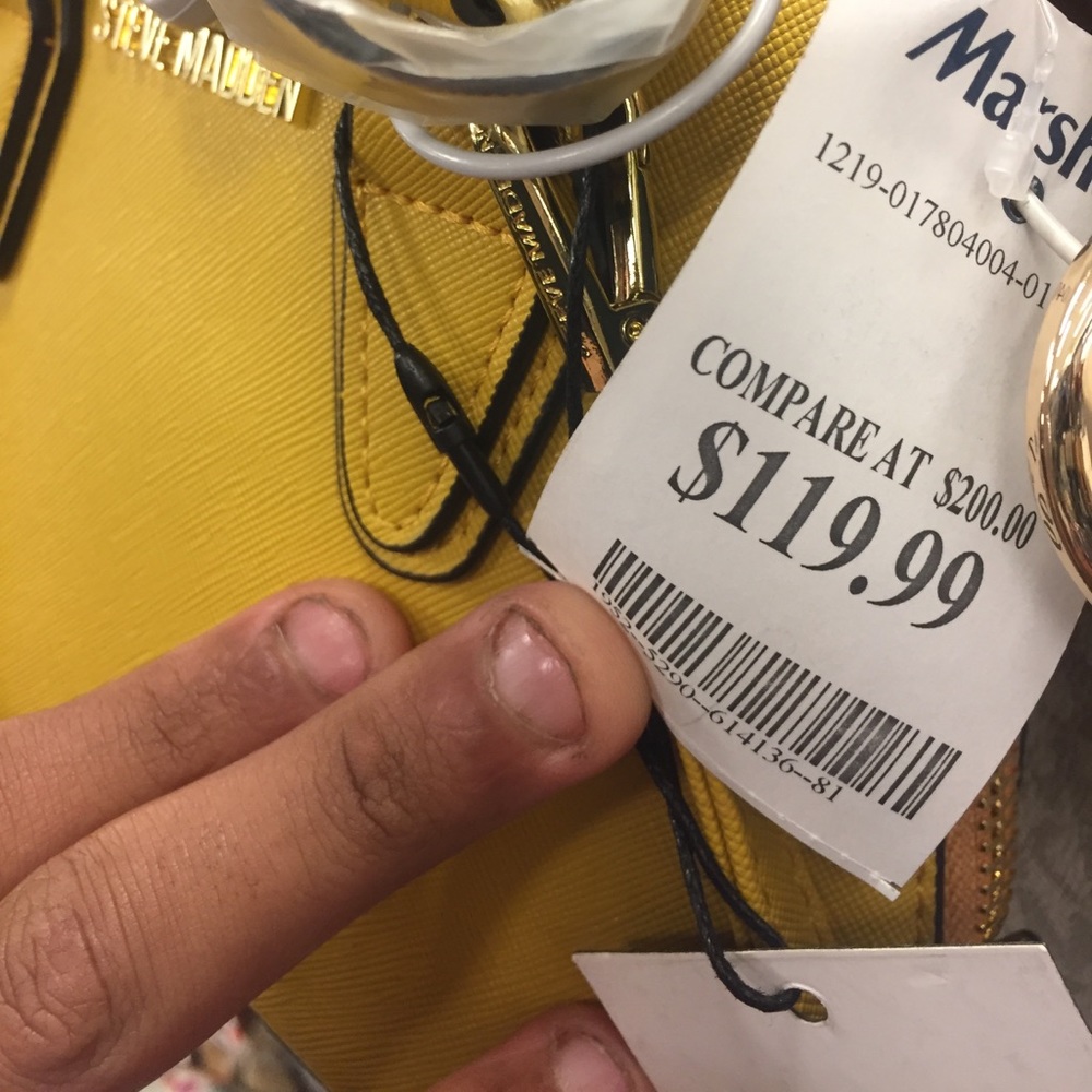 Yellow 💛🌻🌼 Steve Madden handbag/ shoulder bag